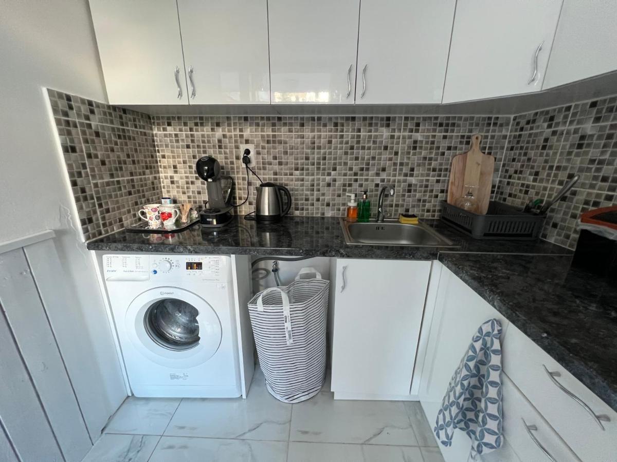Midtown Apartment Kurdzhali Bagian luar foto